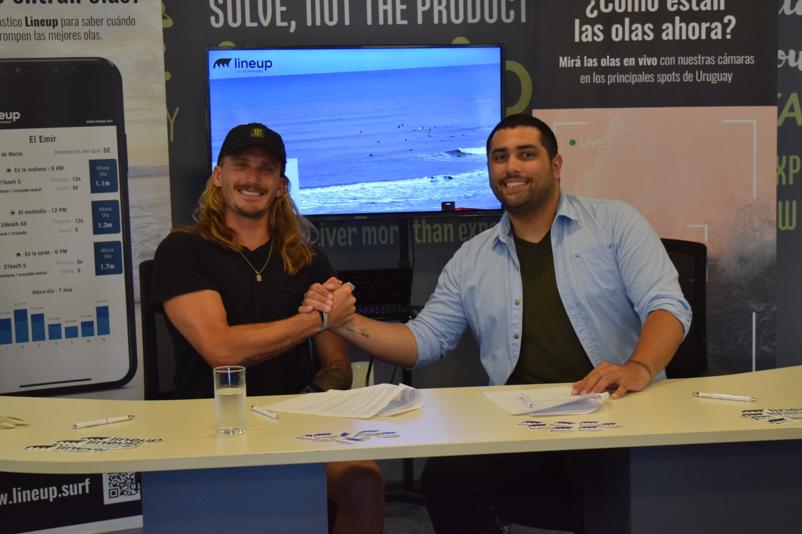 El surfista profesional Lucas Madrid firma como atleta de Lineup Uruguay